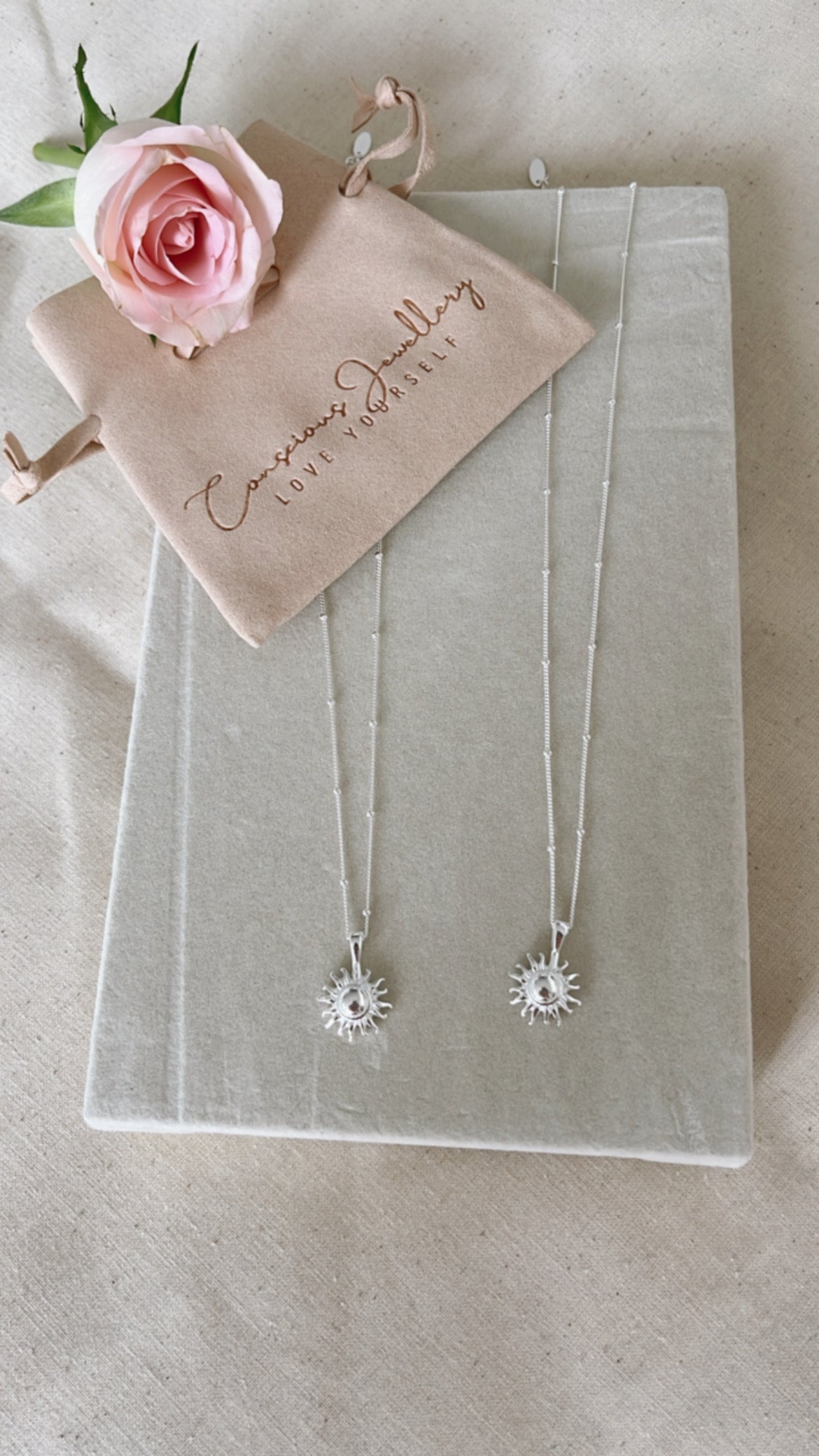 Inti necklace