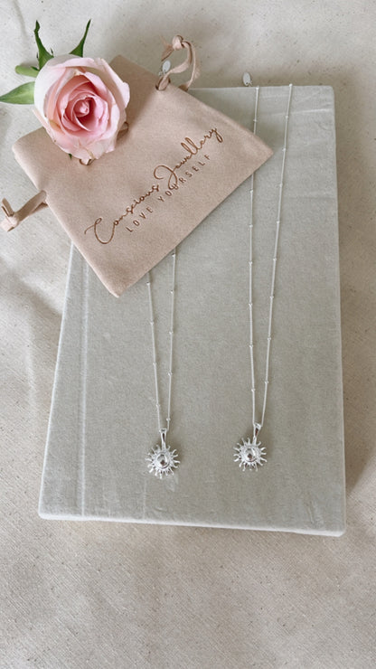 Inti necklace