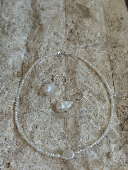 Petite necklace