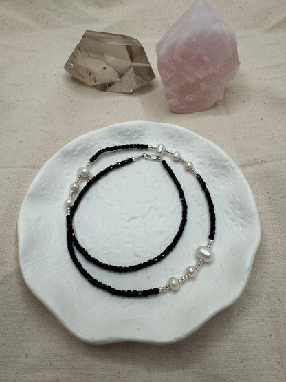 Black Onix & Freshwater pearls necklace