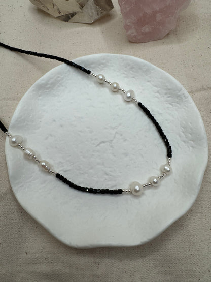 Black Onix & Freshwater pearls necklace