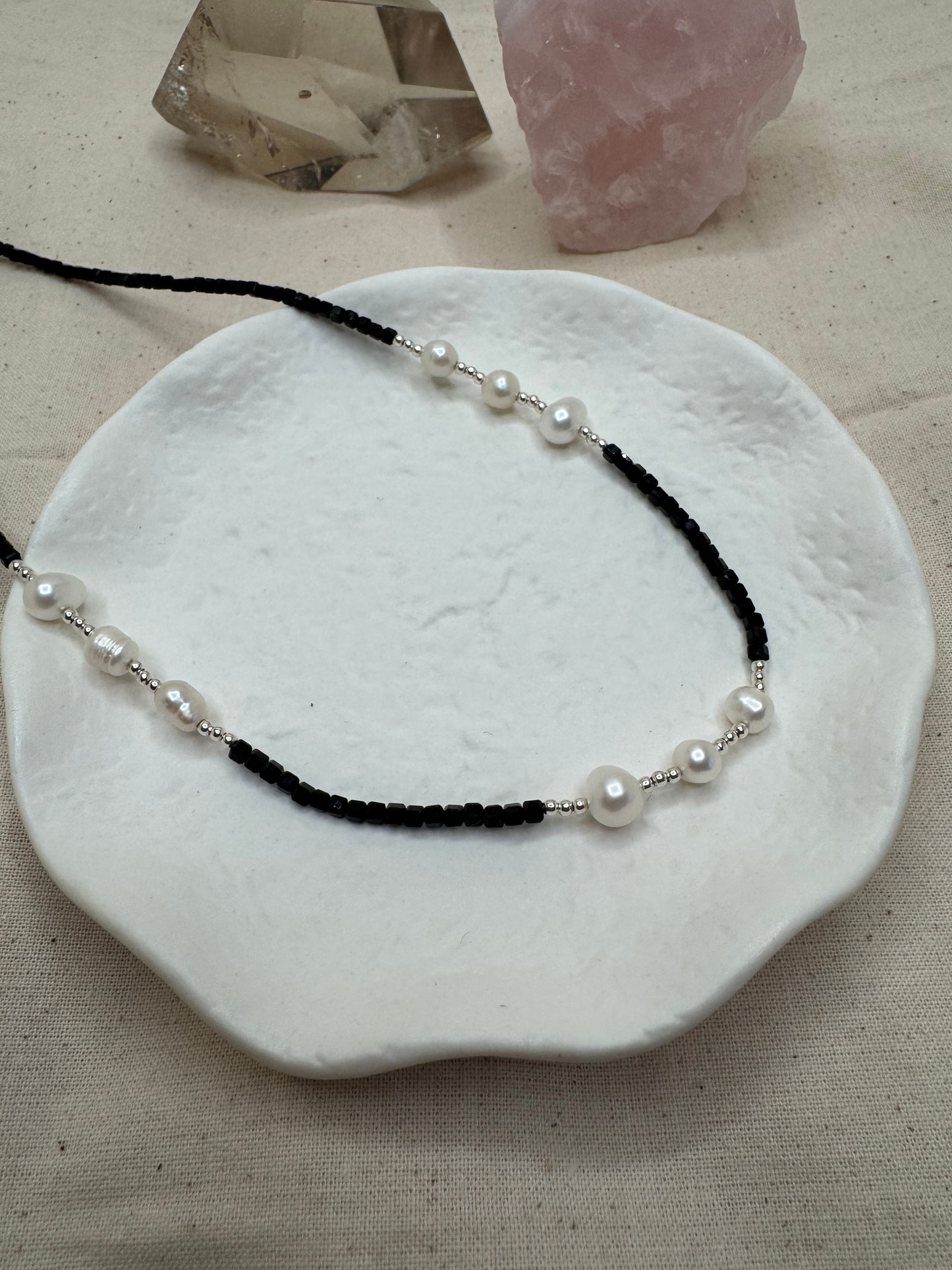 Black Onix & Freshwater pearls necklace