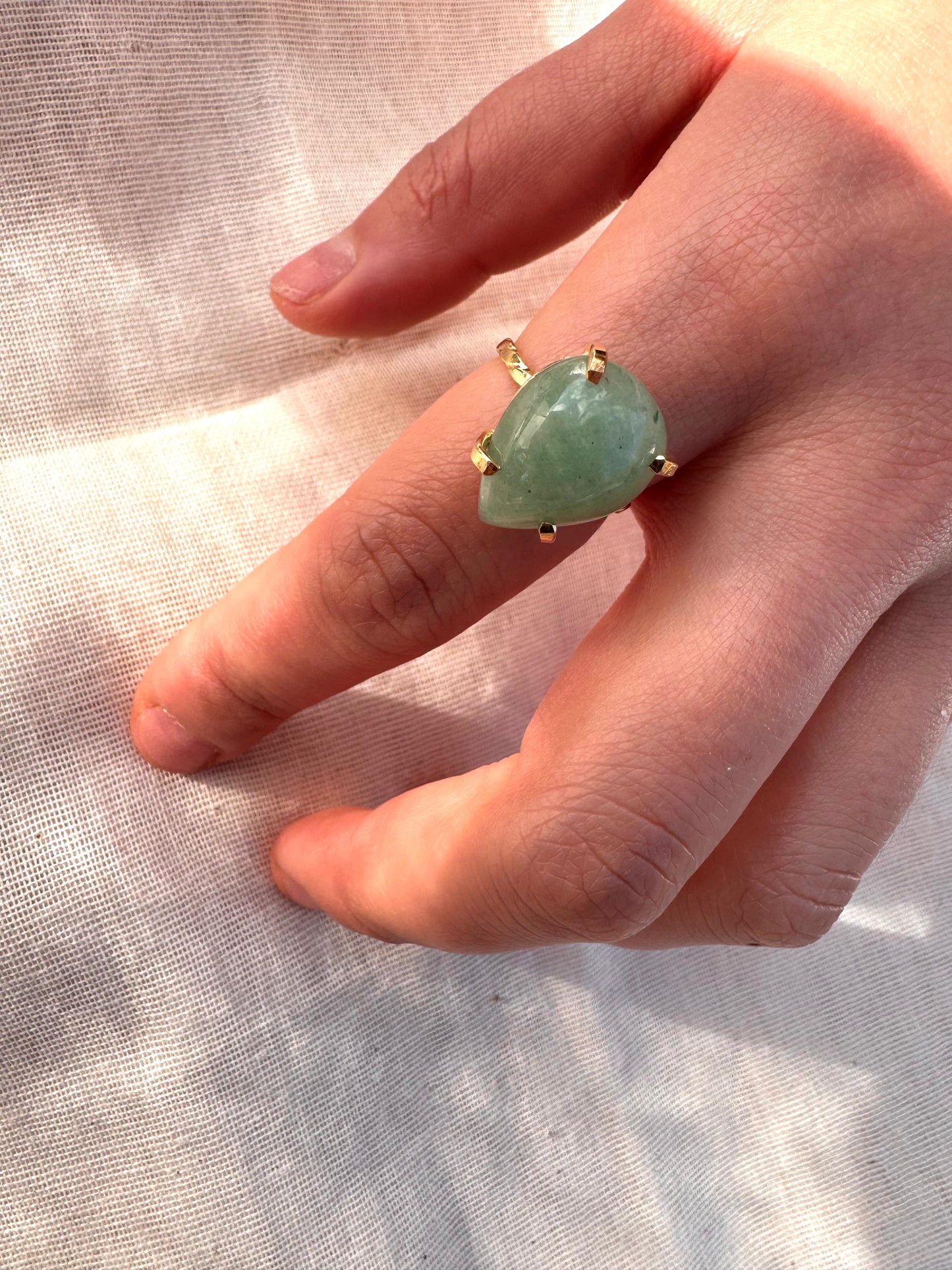 Green Quartz Teardrop Single ring