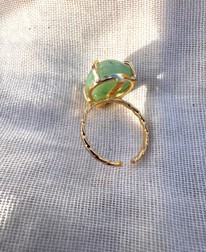 Green Quartz Teardrop Single ring