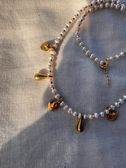 Eriu Freshwater Pearl Necklace