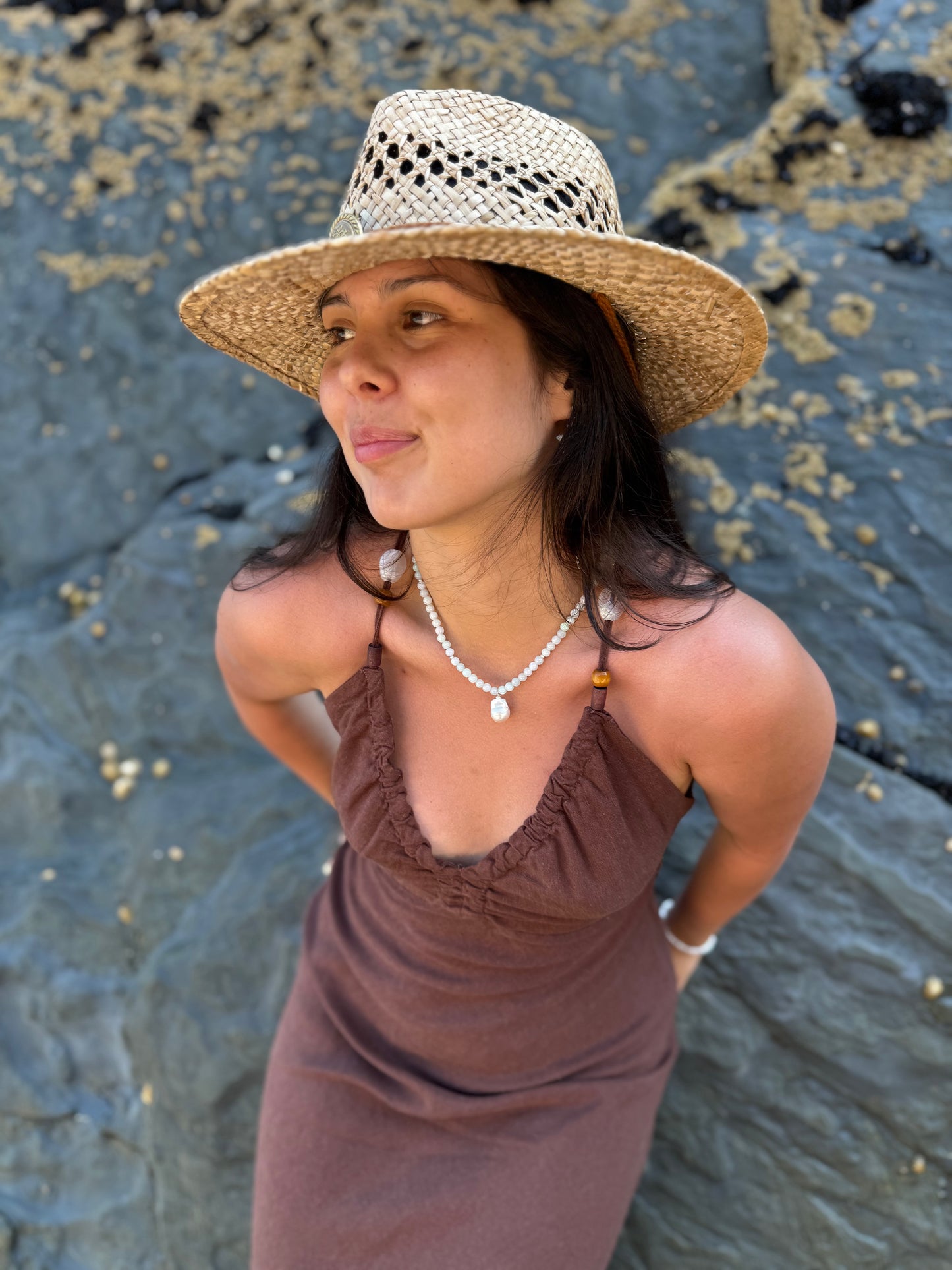 Jade beaded necklace with genuine Baroque pearl